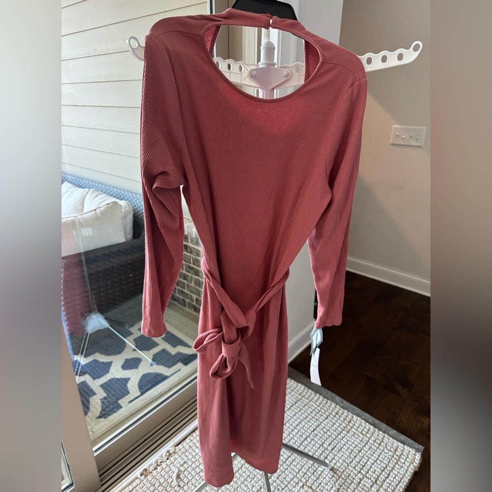 Women’s ribbed midi dress size 1x NWT by who what wear